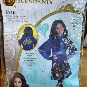 Disney Descendants 7+ Evie Costume with wig